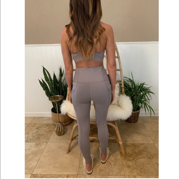 Mono B Cuffed Legging and Bra Set - Picture 2 of 5